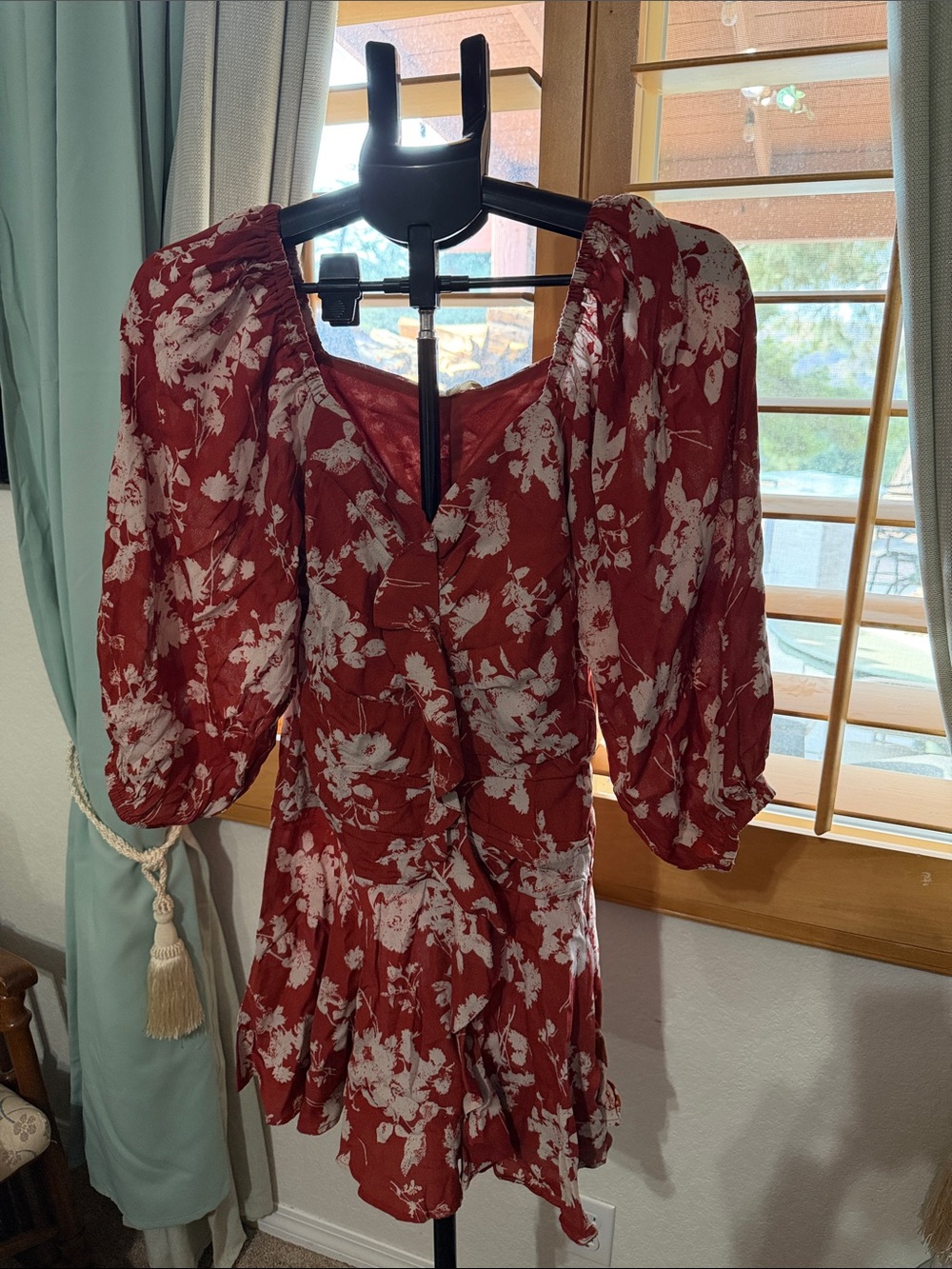 easel Rust-Red Floral Short-Sleeve dress
